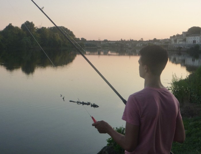 lure fishing at dusk on the Dordoigne